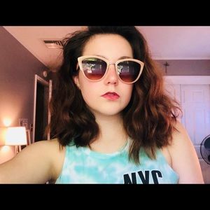 Meet your Posher, Colleen